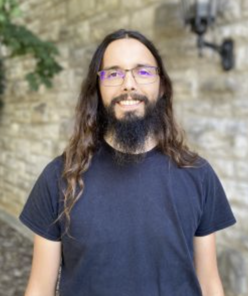 GBCB faculty member Roberto Marquez