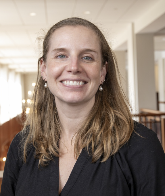 GBCB faculty member Courtney Leisner